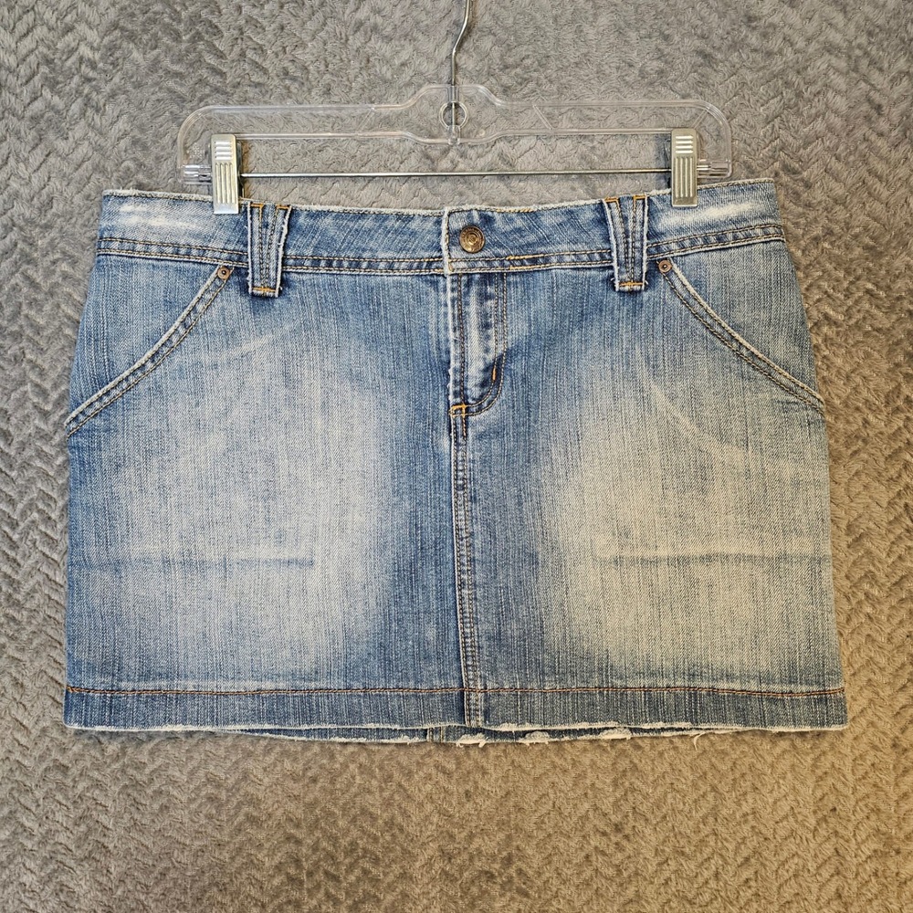 Vintage Y2K Kama Denim Mini Skirt Light Wash Distressed Low Rise 11214092 Size 9